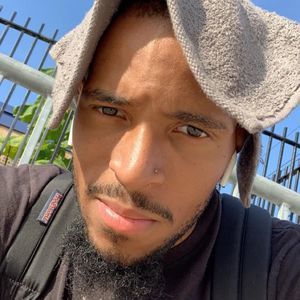 Meet your Posher, Khalil